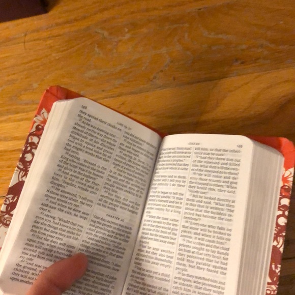 New Testament - Picture 2 of 2